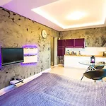 Hotelove Z Biokominkiem Na Skale Apartament *