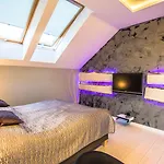 Apartamenty Hotelove Z Biokominkiem Na Skale *