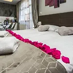 Apartamenty Hotelove Z Biokominkiem Na Skale