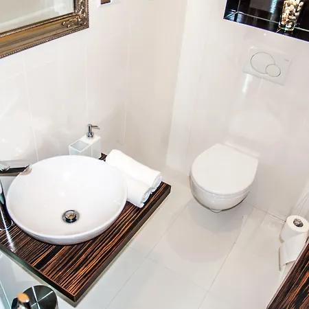 Apartamento Hotelove Z Biokominkiem Na Skale *