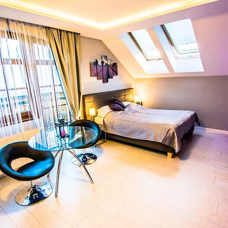 Apartamenty Hotelove Z Biokominkiem Na Skale