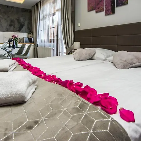 Apartamenty Hotelove Z Biokominkiem Na Skale