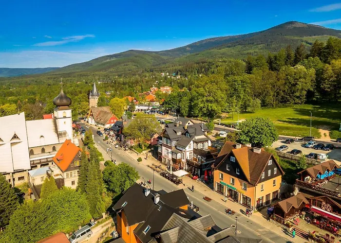 Hotelove Z Biokominkiem Na Skale * Karpacz